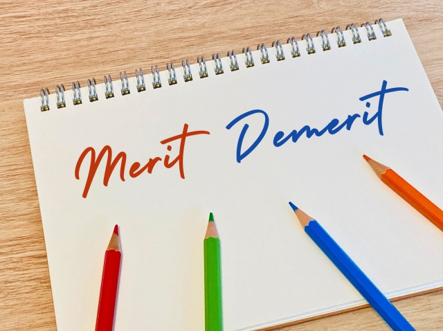 Advantages and Disadvantages of e-Learning